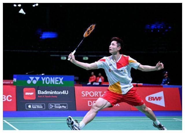 前场压迫不 前场压迫不